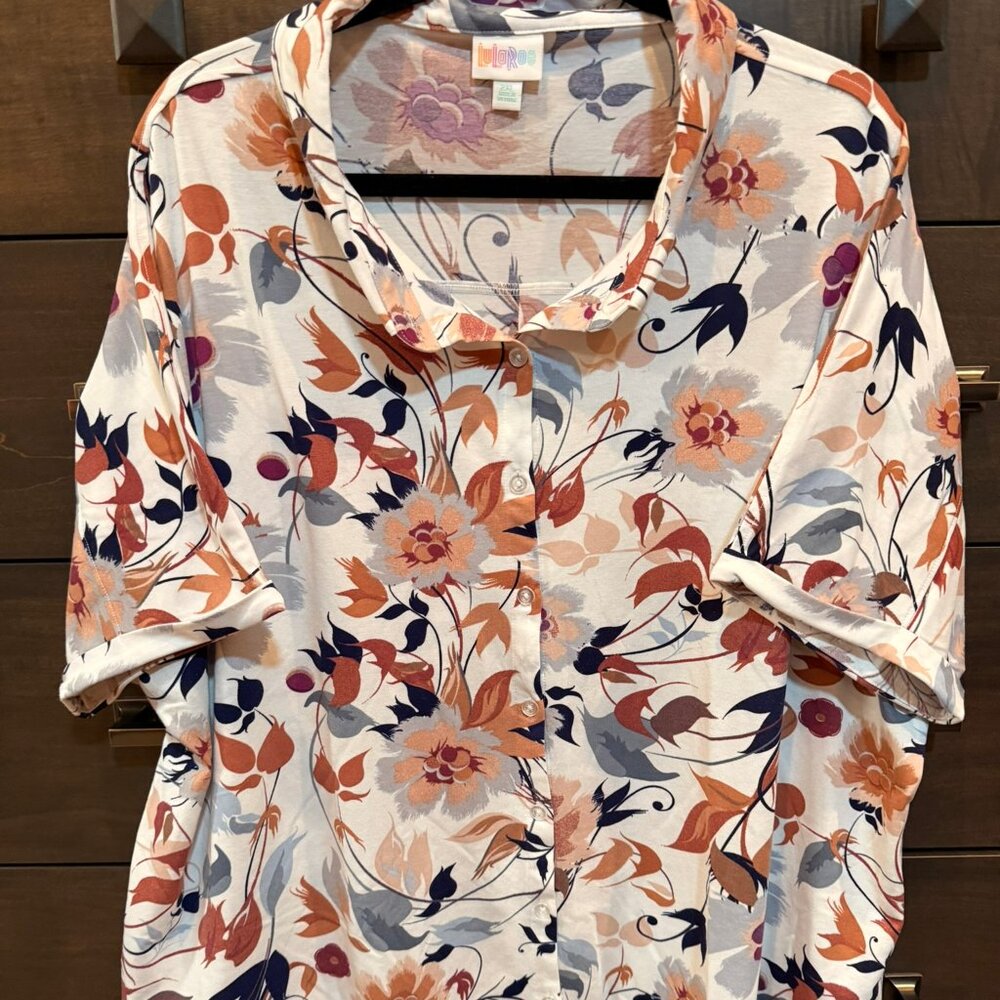 LuLaRoe CHARLIE Button Down Shirt 2XL